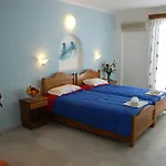 Mike's Apartment *