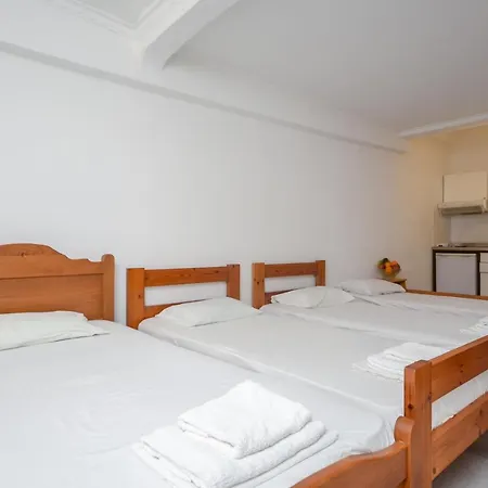 Mike's Apartmán Naxos City