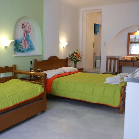 Mike's Apartamento Naxos City