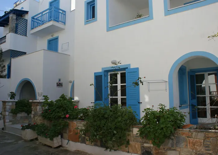 公寓 Mike's Naxos City